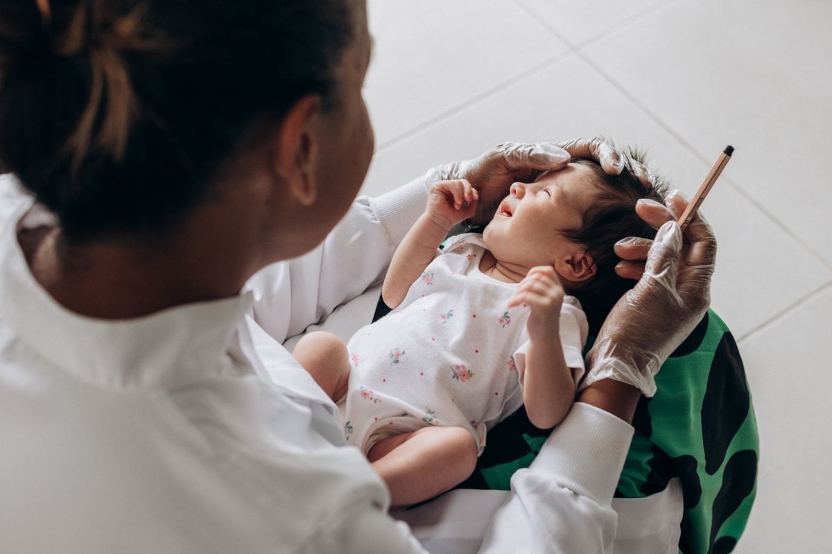 التهاب الغشاء الزلاللي المؤقت في الورك (Irritable Hip)